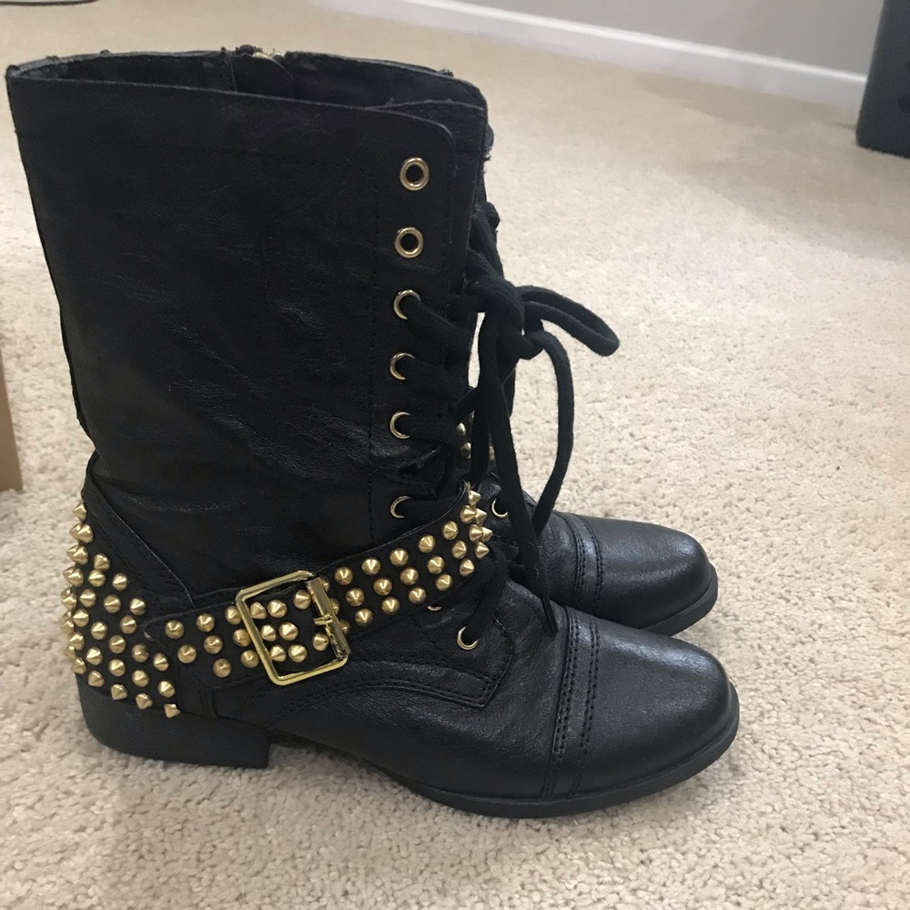 Steve Madden “Ternn” Boots